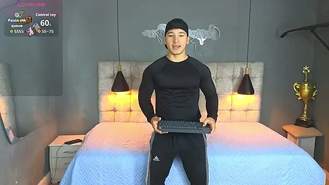 Horny nick18 online show from 12, 9, 2025