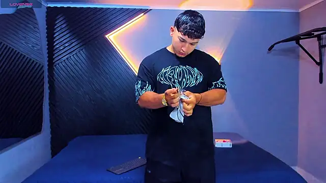 Horny nick18 online show from 13, 3, 2026