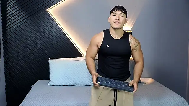 Horny nick18 online show from 7, 2, 2026