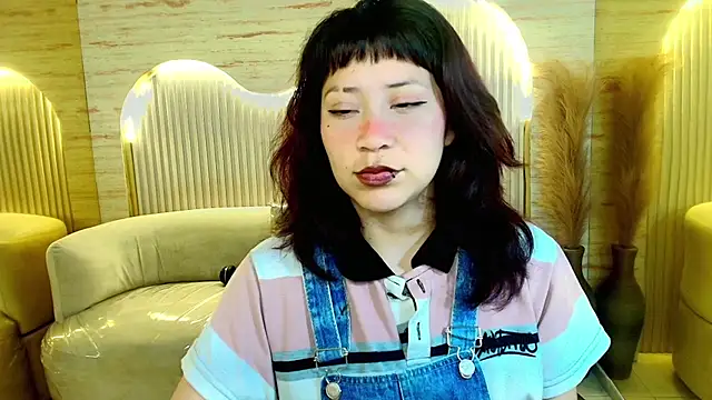 valentina r  online show from 11, 3, 2026