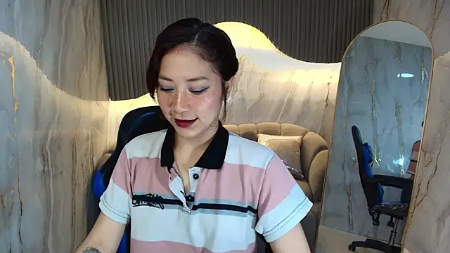 valentina r  online show from 18, 11, 2025