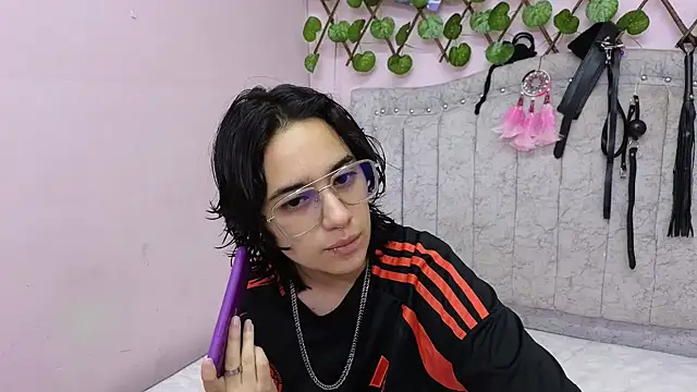 katalinathxandbritney1 online show from 30, 9, 2025