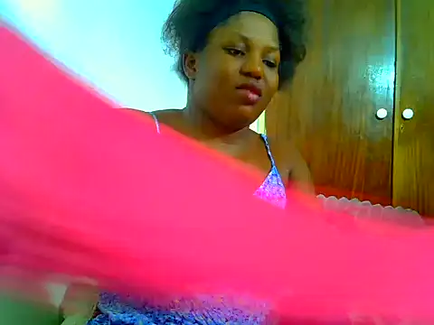 SweetHoney21  online show from 26, 6, 2026