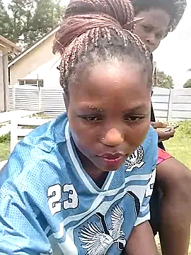 SweetHoney21  online show from 10, 11, 2025