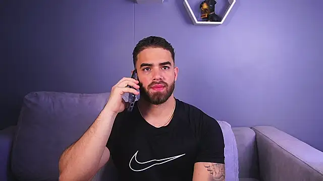 Paul Phoenix online show from 2, 12, 2025