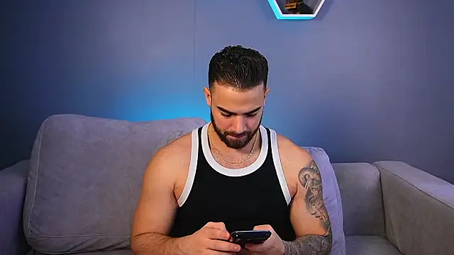 Paul Phoenix online show from 6, 2, 2026