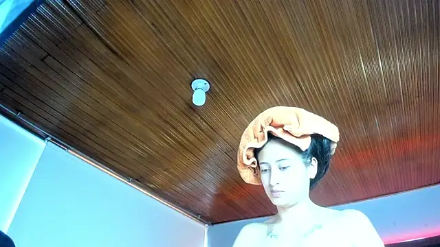 Adhara7 online show from 13, 11, 2025