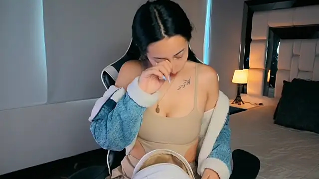 Adhara7 online show from 4, 4, 2026