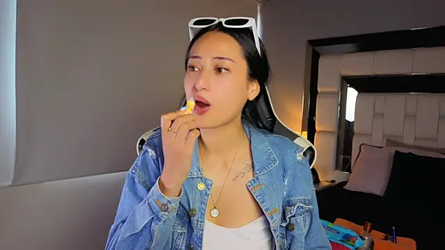 Adhara7 online show from 30, 3, 2026