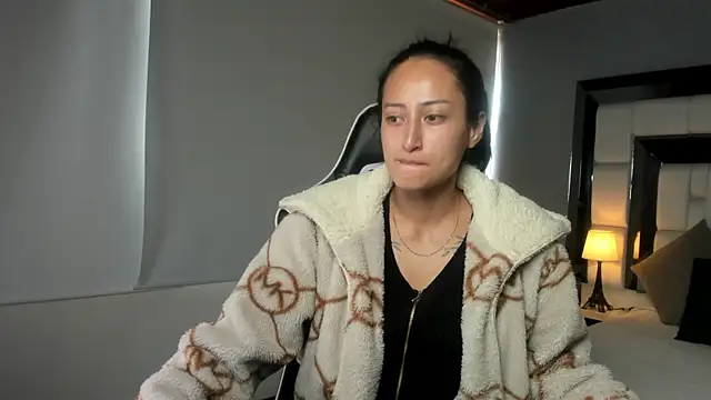 Adhara7 online show from 5, 12, 2025