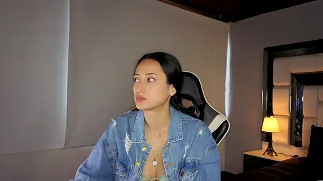 Adhara7 online show from 17, 4, 2026