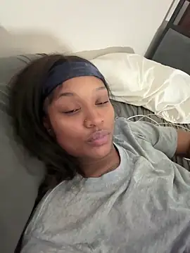 PrettyBabriexox online show from 27, 11, 2025