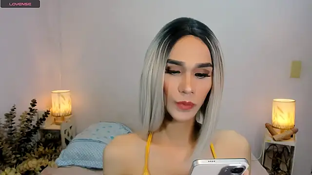 Snapshot of tsmokemachine chatting on 28, 9, 2025 tsmokemachine online show from 28, 9, 2025