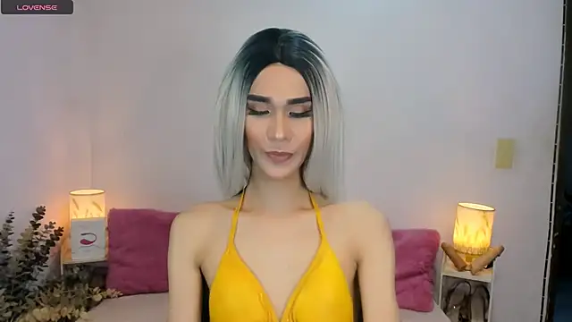 Snapshot of tsmokemachine chatting on 17, 11, 2025 tsmokemachine online show from 17, 11, 2025