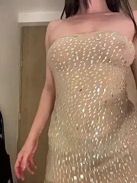 karinasantos  online show from 4, 3, 2026