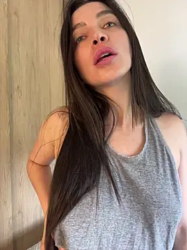 karinasantos  online show from 6, 5, 2026