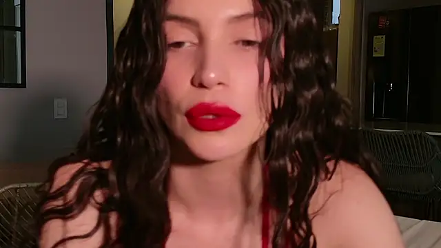 karinasantos  online show from 28, 9, 2025