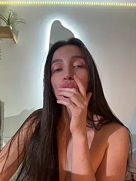 Snapshot of karinasantos_ chatting on 15, 7, 2026 karinasantos online show from 15, 7, 2026