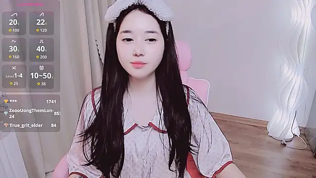 Miu-999 online show from 13, 10, 2025