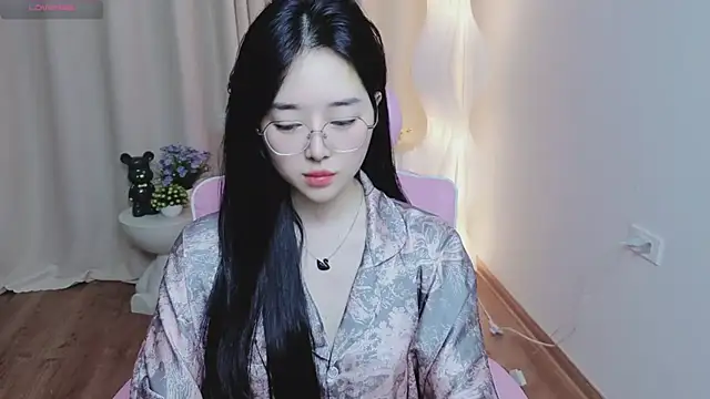 Snapshot of Miu-999 chatting on 19, 12, 2025 Miu-999 online show from 19, 12, 2025