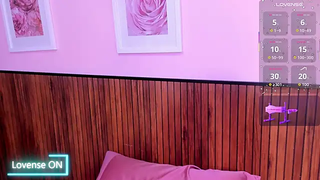 dalia roses online show from 19, 11, 2025