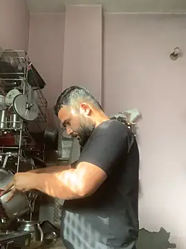 amitsharma7868 online show from 8, 4, 2026