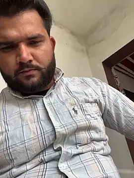 amitsharma7868 online show from 3, 11, 2025