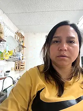 Snapshot of haashkyo chatting on 12, 2, 2026 haashkyo online show from 12, 2, 2026