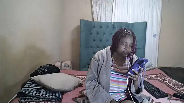 EbonyEssence online show from 8, 5, 2026