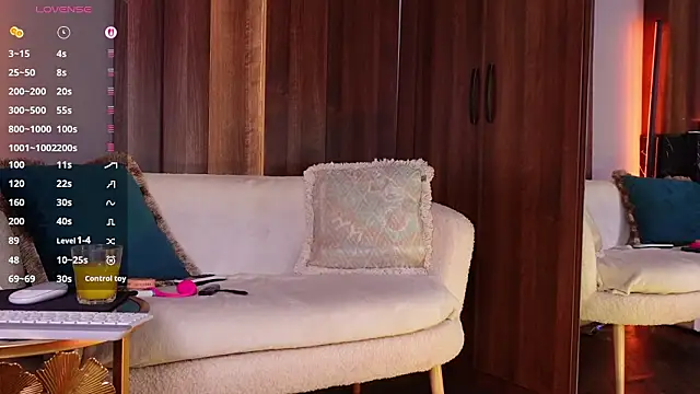 QueenMarX online show from 11, 3, 2026