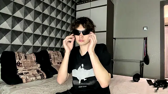 Snapshot of merycouple chatting on 27, 2, 2026 merycouple online show from 27, 2, 2026