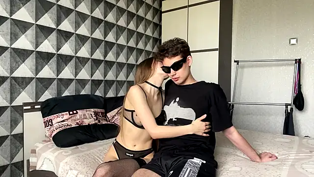 merycouple online show from 11, 3, 2026