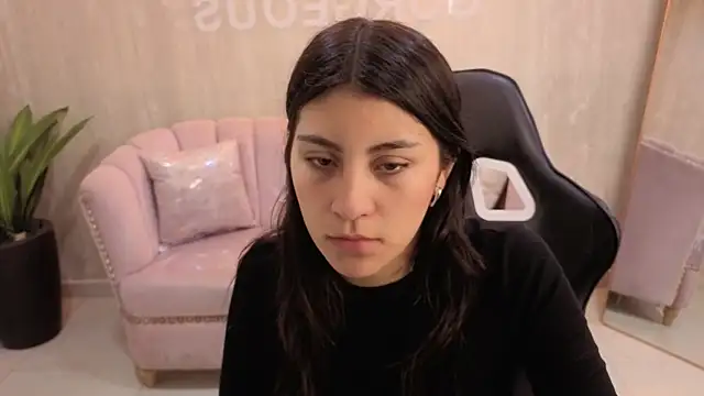 Zoe Blaze A online show from 23, 9, 2025