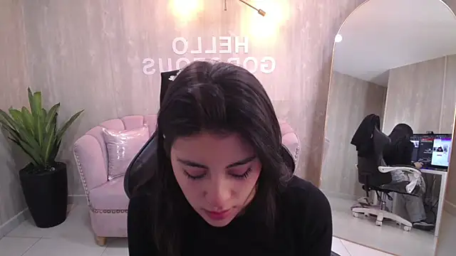 Zoe Blaze A online show from 19, 9, 2025