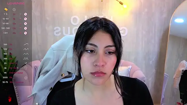 Zoe Blaze A online show from 8, 11, 2025