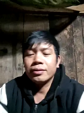 Snapshot of DungLuongg chatting on 22, 12, 2025 DungLuongg online show from 22, 12, 2025