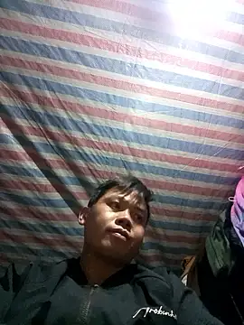 Snapshot of DungLuongg chatting on 17, 1, 2026 DungLuongg online show from 17, 1, 2026