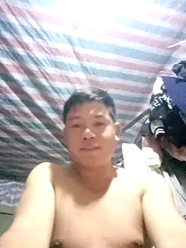 Snapshot of DungLuongg chatting on 14, 2, 2026 DungLuongg online show from 14, 2, 2026