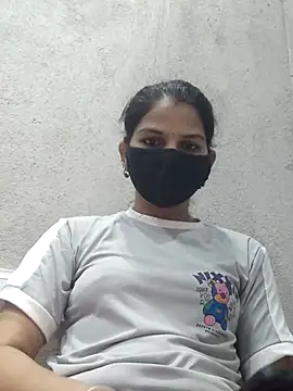 poojam93 online show from 17, 6, 2026
