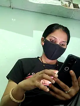 poojam93 online show from 21, 9, 2025