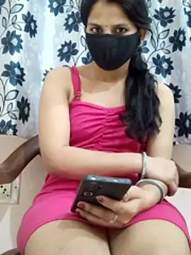 poojam93 online show from 7, 4, 2026