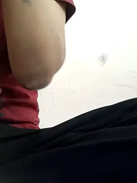 poojam93 online show from 4, 4, 2026