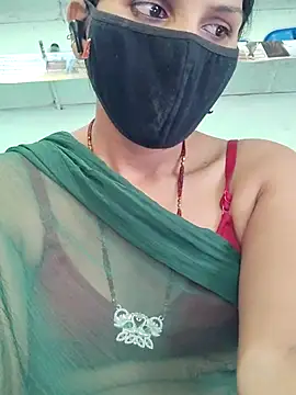 poojam93 online show from 10, 9, 2025