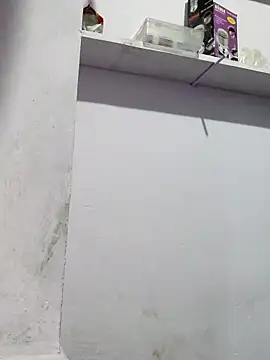 poojam93 online show from 6, 10, 2025