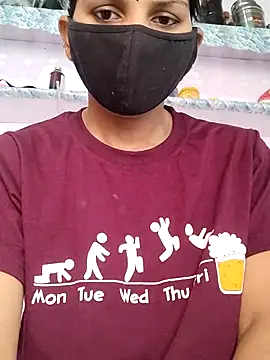 poojam93 online show from 30, 11, 2025