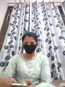 poojam93 online show from 3, 5, 2026