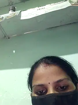 poojam93 online show from 17, 9, 2025