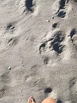 sarahkat86 online show from 9, 11, 2025