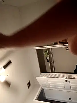 sarahkat86 online show from 12, 3, 2026