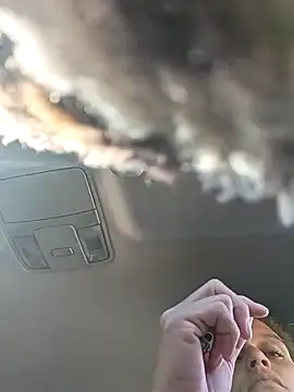 sarahkat86 online show from 10, 1, 2026